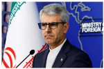 بقایی: در وضعیت جنگی هستیم و در دفاع  از خود درنگ نمی‌کنیم